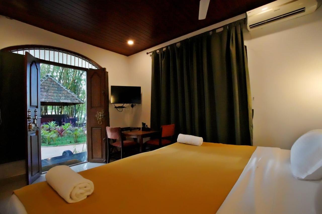 Bamboo Lagoon Backwater Front Resort Alappuzha Dış mekan fotoğraf