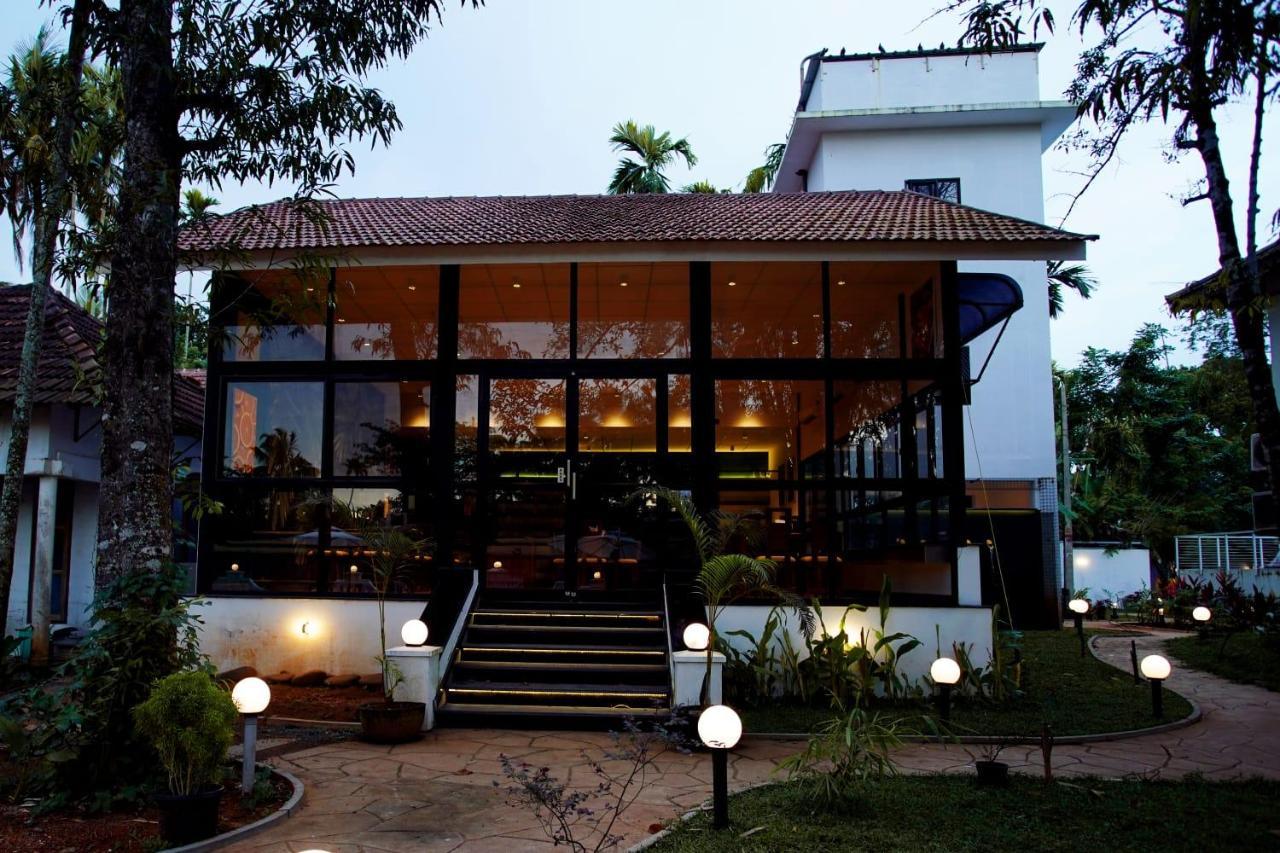 Bamboo Lagoon Backwater Front Resort Alappuzha Dış mekan fotoğraf
