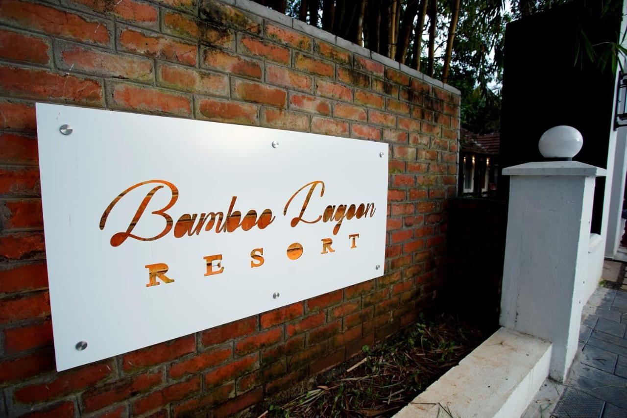Bamboo Lagoon Backwater Front Resort Alappuzha Dış mekan fotoğraf